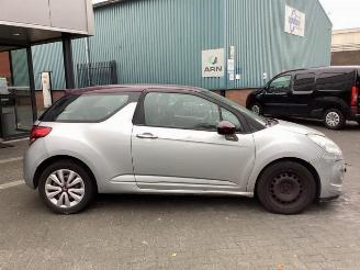Citroën DS3 DS3 (SA), Hatchback, 2009 / 2015 1.4 16V VTi picture 4