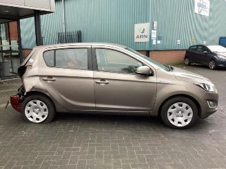 Hyundai I-20 i20, Hatchback, 2008 / 2015 1.2i 16V picture 4