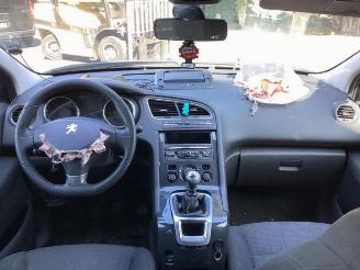 Peugeot 5008 5008 I (0A/0E), MPV, 2009 / 2017 1.6 THP 16V picture 9