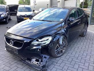 Avarii autoturisme Volvo V-40 V40 (MV), Hatchback 5-drs, 2012 / 2019 1.5 T2 16V Geartronic 2016/5