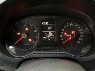 Volkswagen Polo Polo V (6R), Hatchback, 2009 / 2017 1.2 12V picture 11