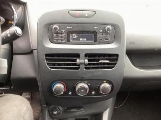 Renault Clio Clio IV (5R), Hatchback 5-drs, 2012 / 2021 1.2 16V picture 13