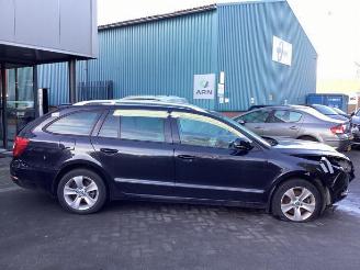 Skoda Superb Superb Combi (3TAC/TAF), Combi, 2009 / 2015 1.4 TSI 16V picture 4