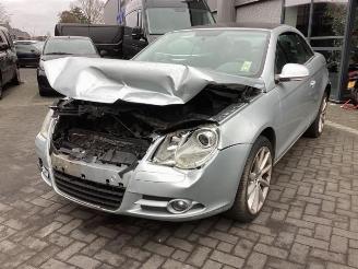 skadebil auto Volkswagen Eos Eos (1F7/F8), Cabrio, 2006 / 2015 2.0 FSI 16V 2006/11