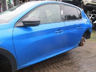 Peugeot 208  picture 3