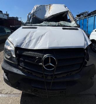 Mercedes Sprinter  picture 1