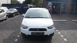 Mitsubishi Colt  picture 8
