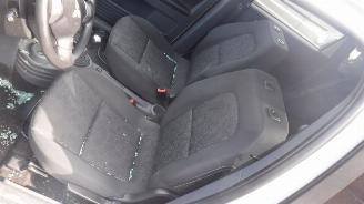 Mitsubishi Colt  picture 11