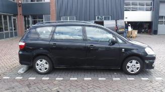 Toyota Avensis-verso  picture 6