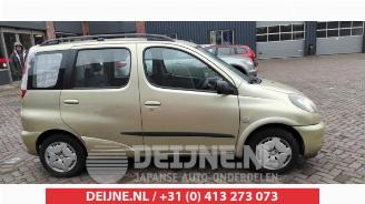 Toyota Yaris-verso  picture 6