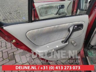 Nissan Primera Primera (P11), Hatchback, 1996 / 2002 1.8 16V picture 11