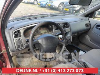 Nissan Primera Primera (P11), Hatchback, 1996 / 2002 1.8 16V picture 13