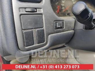 Nissan Primera Primera (P11), Hatchback, 1996 / 2002 1.8 16V picture 12