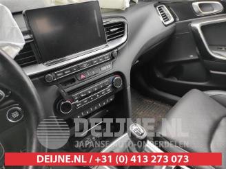 Kia Cee d Ceed (CDB5/CDBB), Hatchback 5-drs, 2018 1.4 T-GDI 16V picture 16