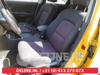 Mazda 3 3 Sport (BK), Hatchback, 2003 / 2009 1.6i 16V picture 19