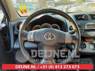 Toyota Rav-4 RAV4 (A3), Terreinwagen, 2005 / 2012 2.0 16V VVT-i 4x4 picture 18