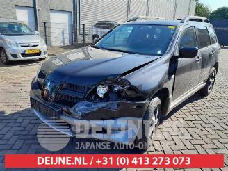 Mitsubishi Outlander Outlander (CU), SUV, 2001 / 2007 2.0 16V 4x2 picture 3