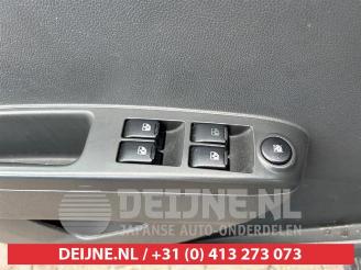 Chevrolet Spark Spark (M300), Hatchback, 2010 1.0 16V Bifuel picture 18