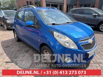 Salvage car Chevrolet Spark Spark (M300), Hatchback, 2010 1.0 16V Bifuel 2011/1