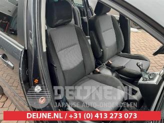 Mazda 5 5 (CR19), MPV, 2004 / 2010 2.0i 16V picture 14