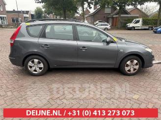 Hyundai I-30 i30 Crosswagon (WWH), Combi, 2007 / 2012 1.4 CVVT 16V picture 8