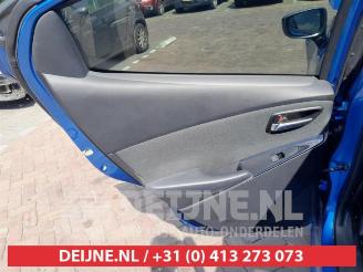 Mazda 2 2 (DJ/DL), Hatchback, 2014 1.5 SkyActiv-G 90 picture 13