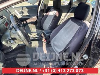 Kia Cee d Cee'd (JDB5), Hatchback 5-drs, 2012 / 2018 1.6 GDI 16V picture 28
