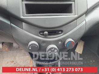 Chevrolet Spark Spark (M300), Hatchback, 2010 1.0 16V picture 19