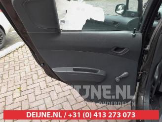 Chevrolet Spark Spark (M300), Hatchback, 2010 1.0 16V picture 12