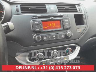 Kia Rio Rio III (UB), Hatchback, 2011 / 2017 1.2 CVVT 16V picture 16
