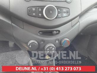 Chevrolet Spark Spark (M300), Hatchback, 2010 1.0 16V picture 19