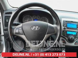Hyundai I-30 i30 (FD), Hatchback, 2007 / 2011 1.6 CVVT 16V picture 14