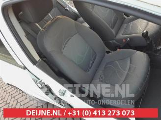 Chevrolet Spark Spark (M300), Hatchback, 2010 1.0 16V picture 16