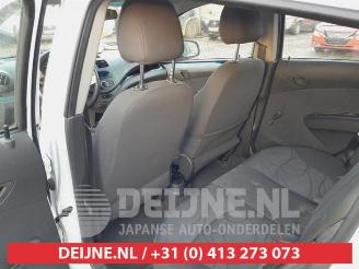 Chevrolet Spark Spark (M300), Hatchback, 2010 1.0 16V picture 14