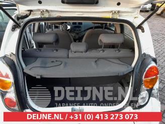Chevrolet Spark Spark (M300), Hatchback, 2010 1.0 16V picture 12