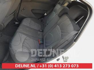 Chevrolet Spark Spark (M300), Hatchback, 2010 1.0 16V picture 13
