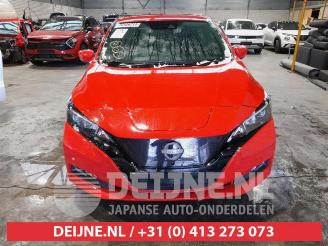 Nissan Leaf Leaf (ZE1), Hatchback, 2017 39/40kWh picture 2