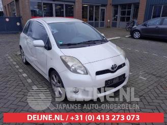 Schadeauto Toyota Yaris Yaris II (P9), Hatchback, 2005 / 2014 1.8 16V VVT-i TS 2009/1
