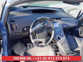 Toyota Prius Prius (ZVW3), Hatchback, 2009 / 2016 1.8 16V Plug-in picture 19