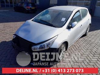 Kia Cee d Cee'd (JDB5), Hatchback 5-drs, 2012 / 2018 1.4i 16V picture 3
