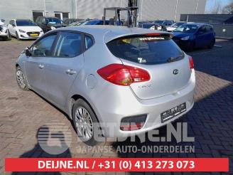 Kia Cee d Cee'd (JDB5), Hatchback 5-drs, 2012 / 2018 1.4i 16V picture 5
