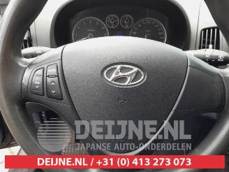 Hyundai I-30 i30 Crosswagon (WWH), Combi, 2007 / 2012 1.6 CVVT 16V picture 23