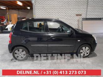 Kia Picanto Picanto (BA), Hatchback, 2004 / 2011 1.0 12V picture 8