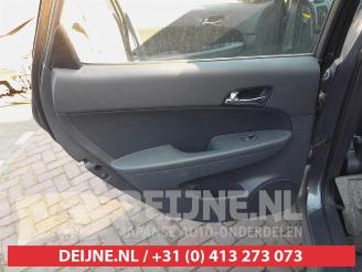 Hyundai I-30 i30 (FD), Hatchback, 2007 / 2011 1.6 CVVT 16V picture 13