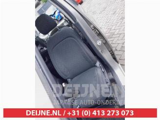 Toyota Yaris-verso Yaris Verso (P2), MPV, 1999 / 2005 1.3 16V picture 12