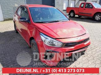 Auto da rottamare Kia Rio Rio IV (YB), Hatchback, 2017 1.0i T-GDi 120 Eco-Dynamics+ 12V 2021/8