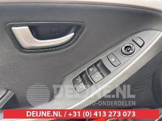 Hyundai I-30 i30 (GDHB5), Hatchback, 2011 1.6 GDI Blue 16V picture 18