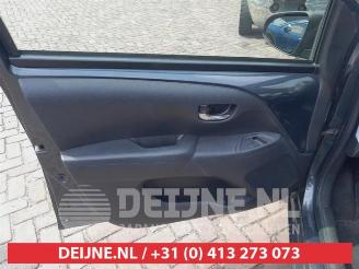 Toyota Aygo Aygo (B40), Hatchback, 2014 1.0 12V VVT-i picture 9