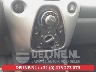 Toyota Aygo Aygo (B40), Hatchback, 2014 1.0 12V VVT-i picture 19