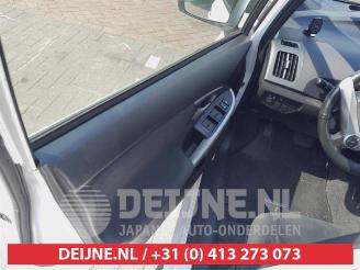 Toyota Prius Prius (ZVW3), Hatchback, 2009 / 2016 1.8 16V picture 11